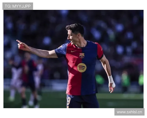 莱万计划未受尤文影响 4月底后再做决定